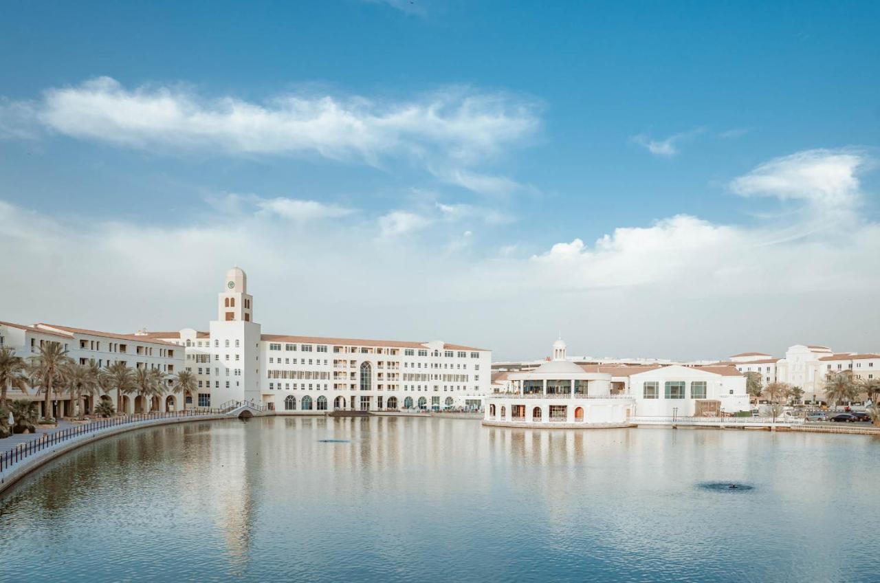 Millennium Lakeview Hotel Formerly Copthorne Lakeview Hotel Dubai Exterior foto