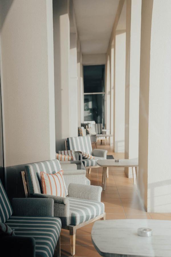 Millennium Lakeview Hotel Formerly Copthorne Lakeview Hotel Dubai Exterior foto